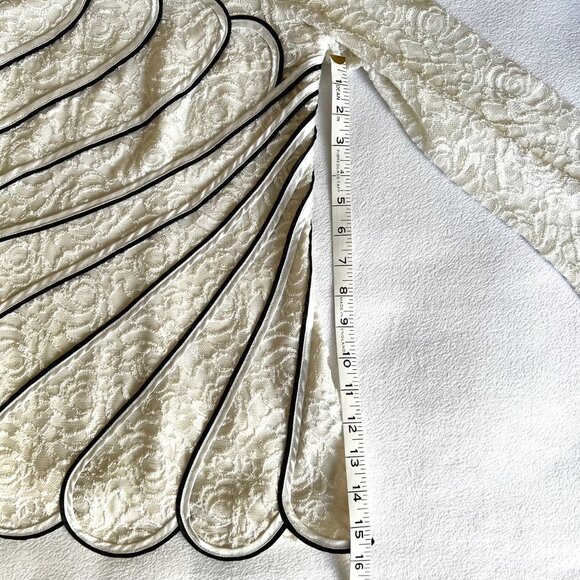 Ravel Vintage Lace Blouse - Medium, Off-White - Picture 6 of 8